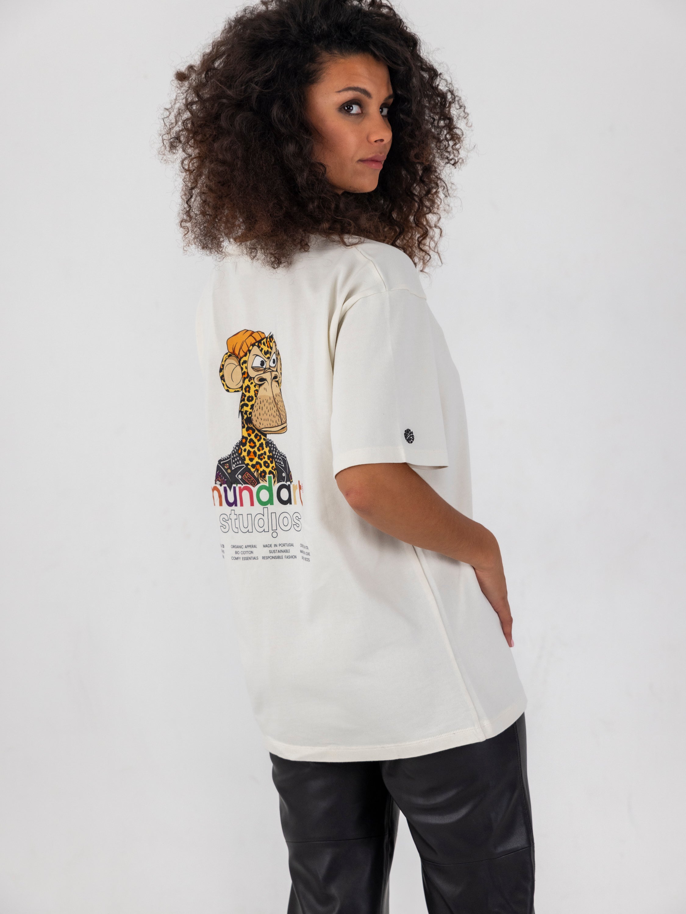 Vamos Leo Ape Tee x Army of Apes Buttercreme - made in portugal
